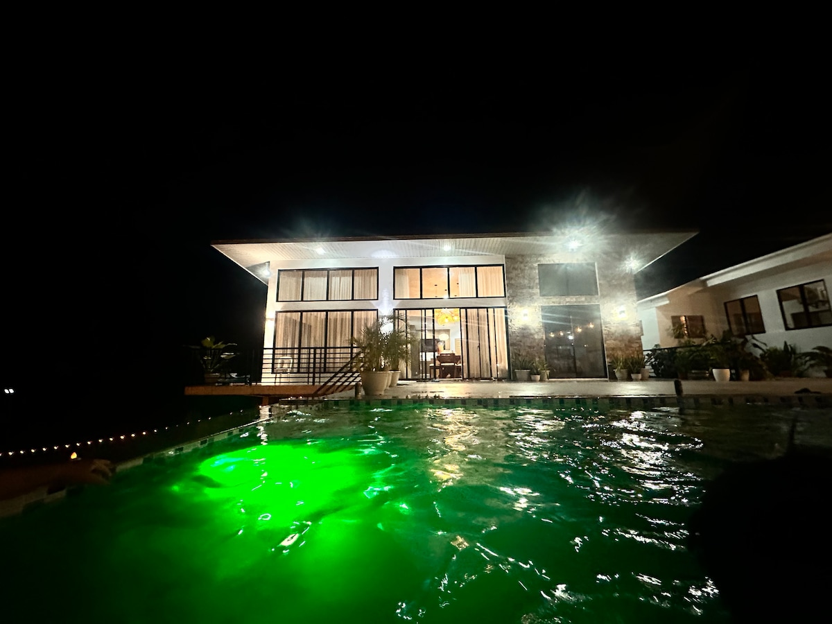 Casa Vida Pool Area